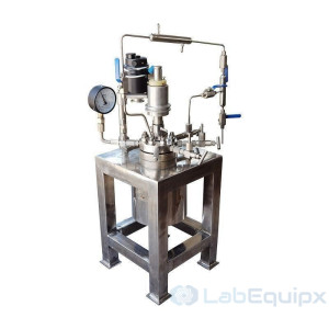 Lab Pressure Reactor with External Condenser, Relux and Receiver LELPRECRR Lab Pressure Reactor with External Condenser, Relux and Receiver LELPRECRR