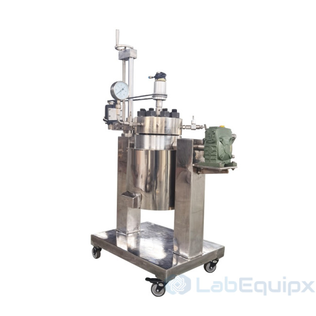 High Pressure Reactor with Head Lift & Vessel Rotate LEHPRHLVR