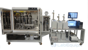 Core flood system for EOR by gas injection LE/GASFLOOD