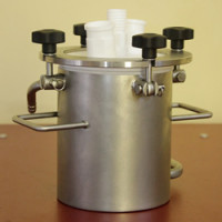 Steel Laboratory Reactor with a Fluoroplastic Coating LESLRFC