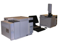 Hydrocarbon compositional analyzer