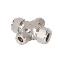 Double Ferrules Reducing Union Crosses